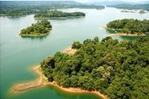 Lake Kenyir Resort Kuala Terengganu Esterno foto